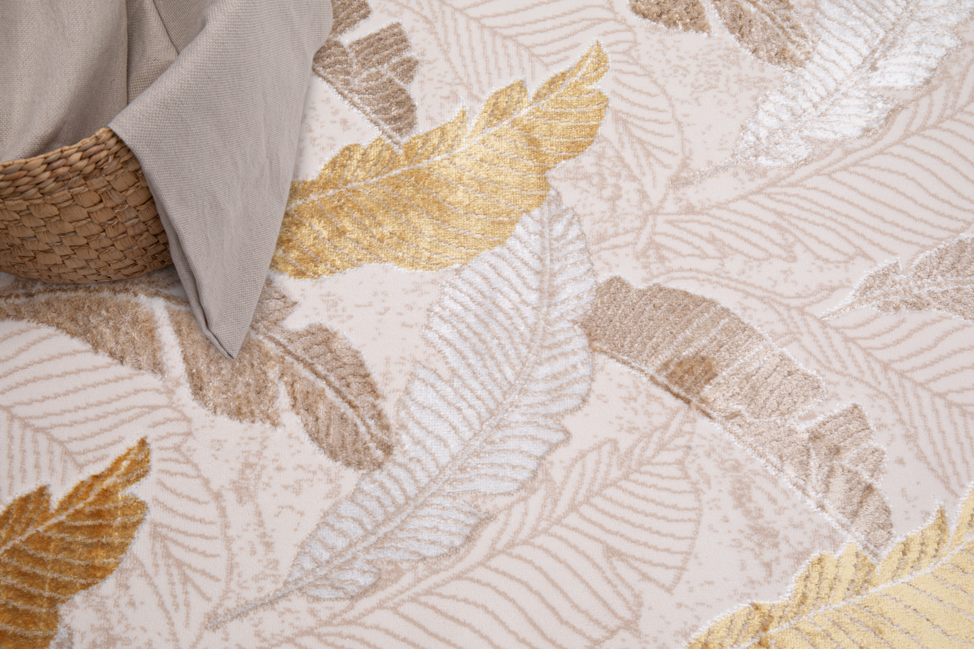 Teppich Crystal Gold Braun Beige Blätter 3D Effekt