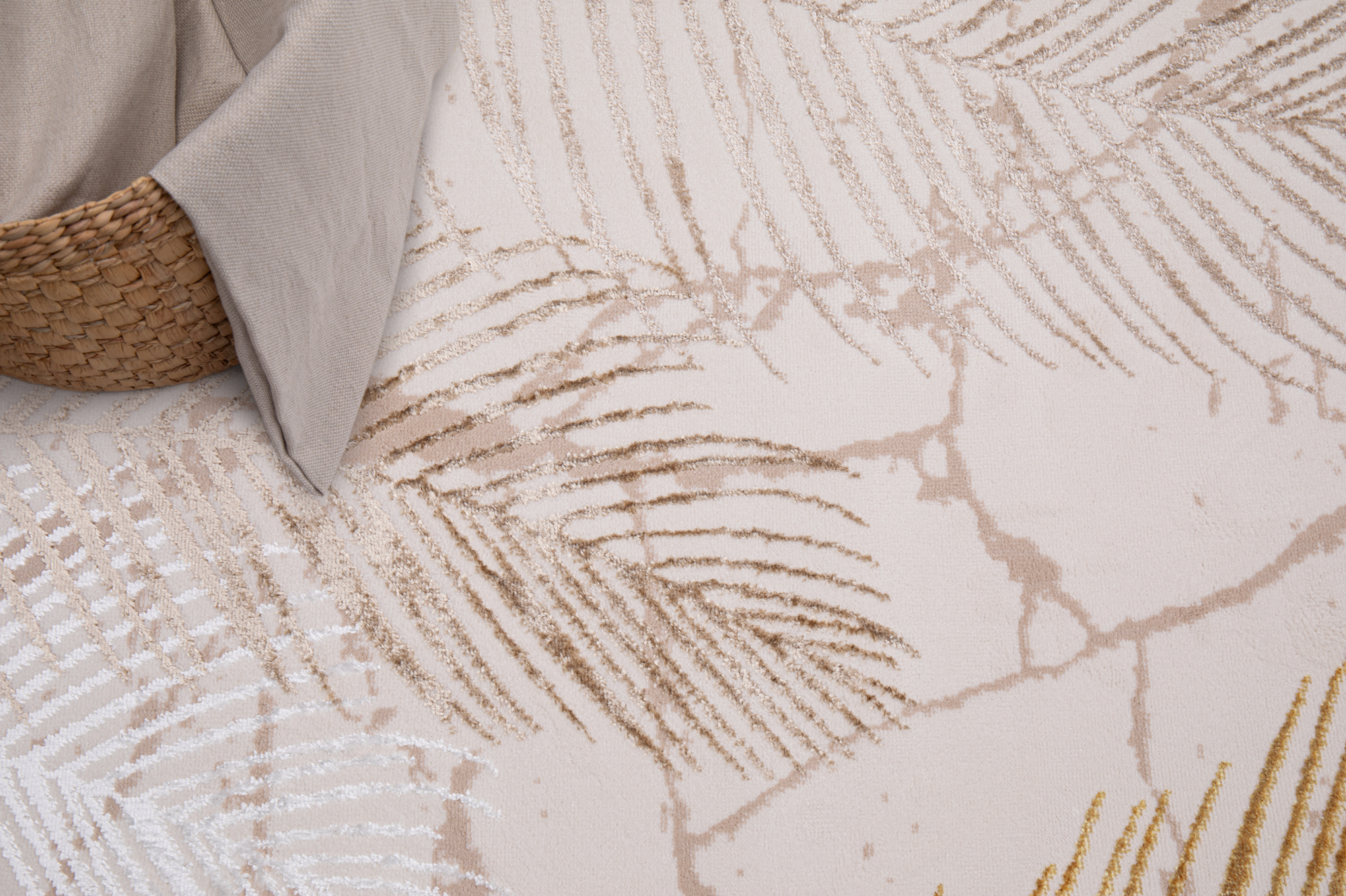 Teppich Crystal Gold Braun Creme Blätter 3D Effekt