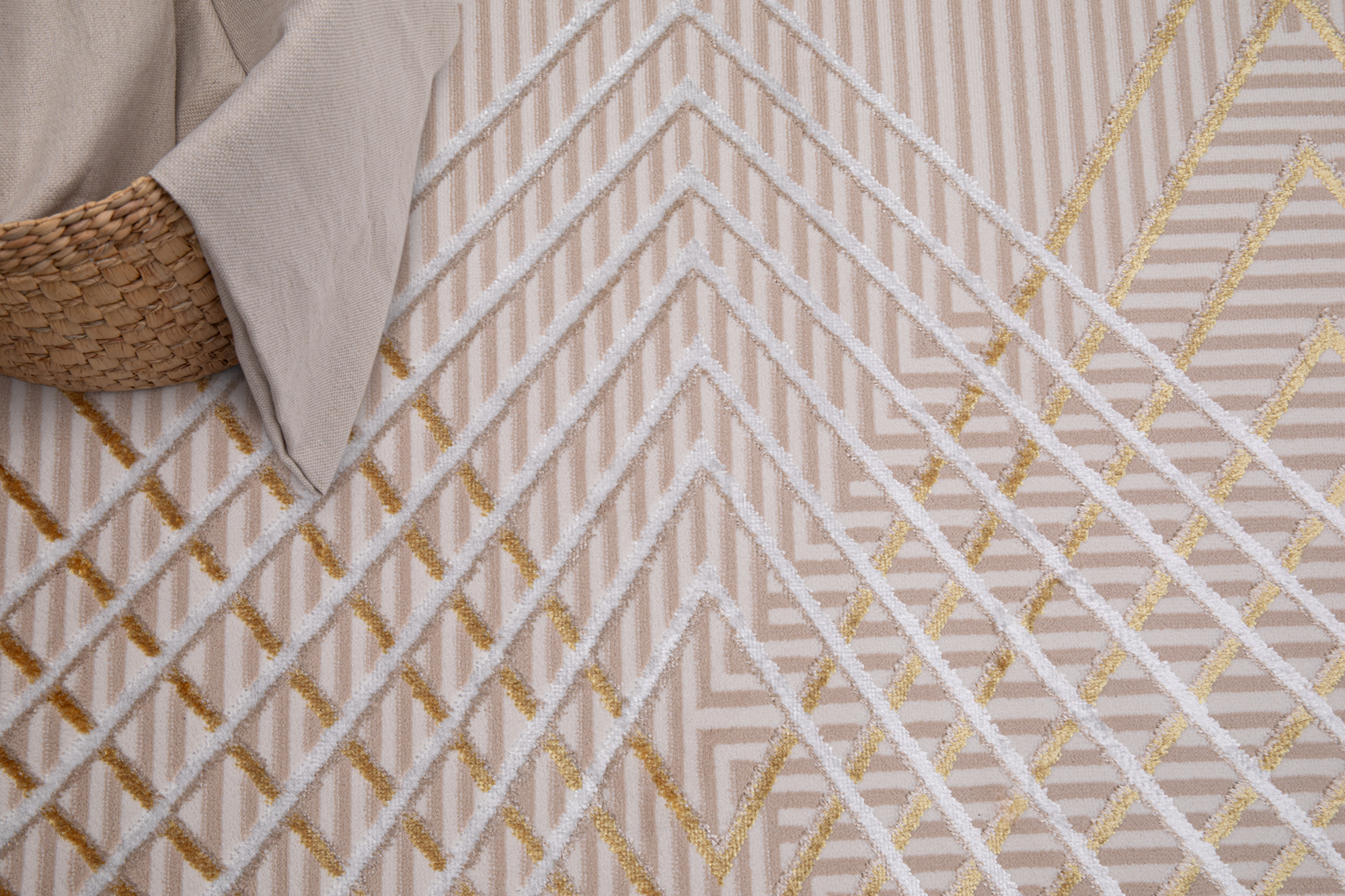 Teppich Crystal Gold Beige ZigZag Geometrisch 3D Effekt