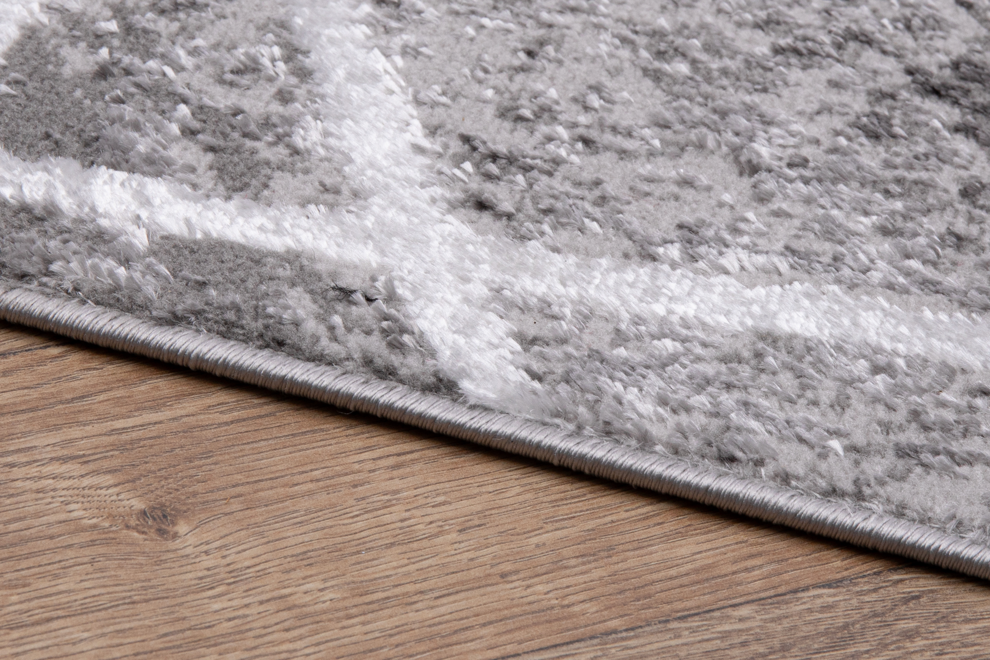 Teppich Crystal Grau Weiß Geometrisch Linien 3D Effekt