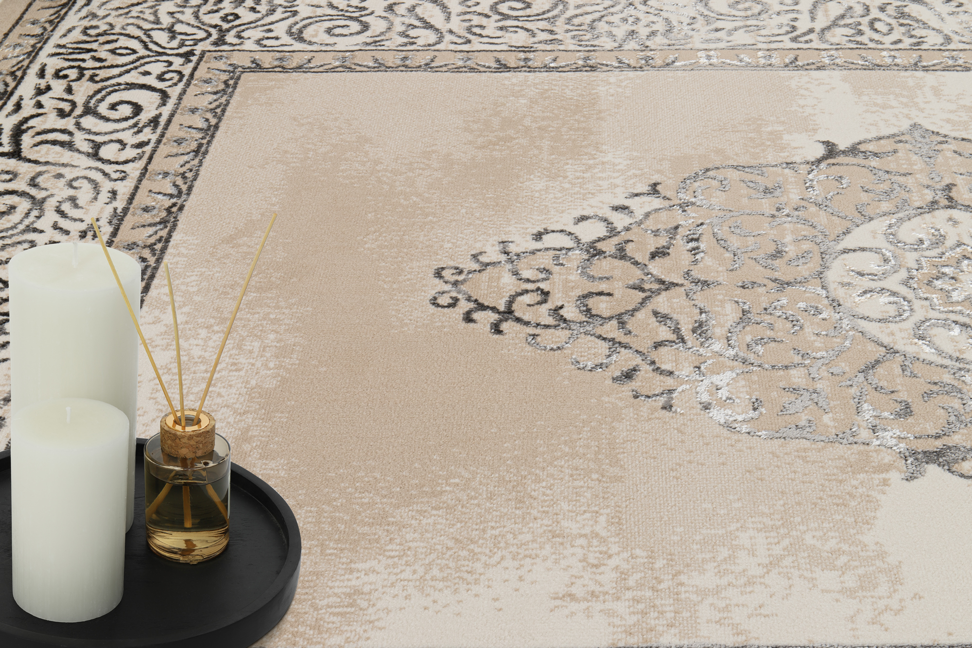Teppich Ares Grau Beige Rosette Vintage