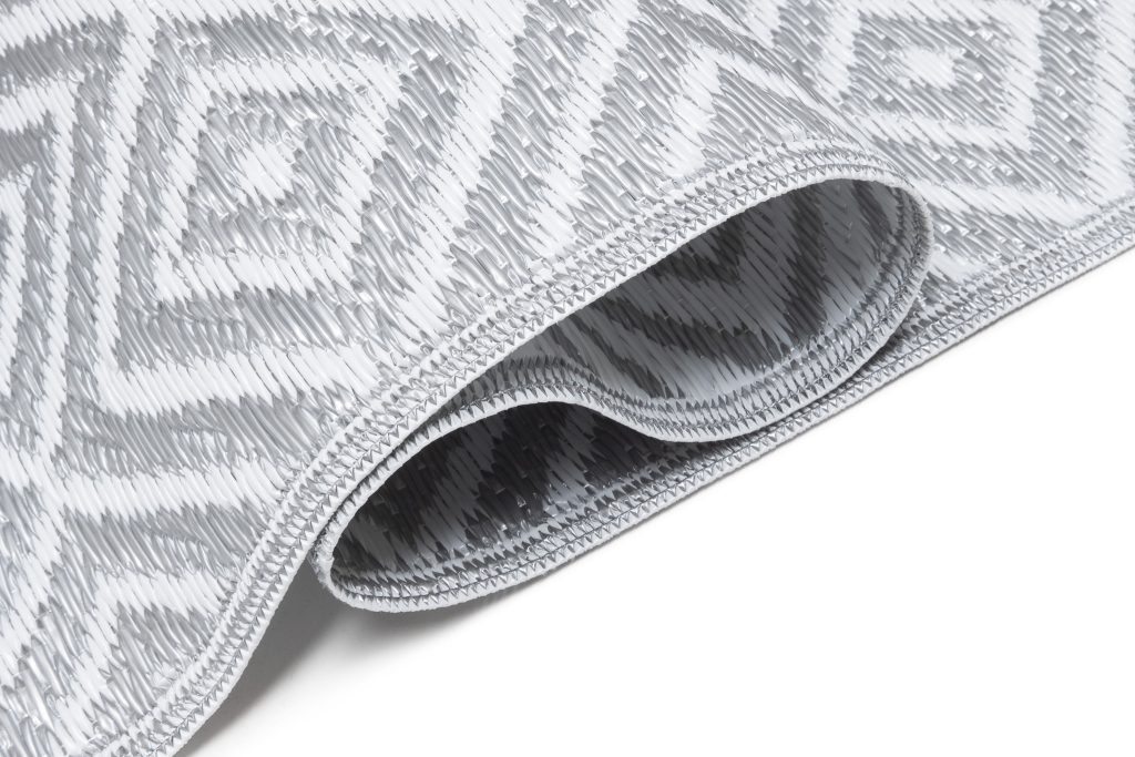 Teppich Ibiza Outdoor Beidseitig Wasserdicht Grau Weiß Diamanten