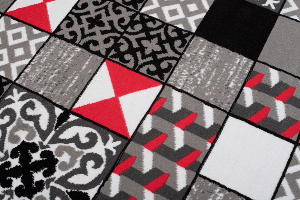 Teppich Maya Grau Rot Quadrate Mosaik
