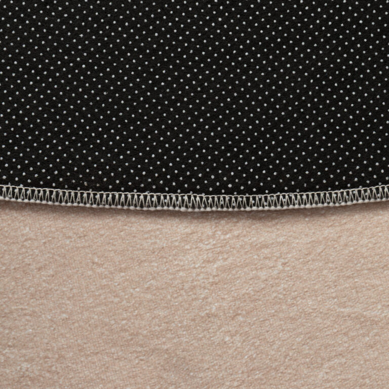 Teppich Wisp Mit Unregelmäßiger Form Beige