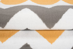 Teppichläufer Maya Grau Gelb Geometrisch Zigzags Meterware