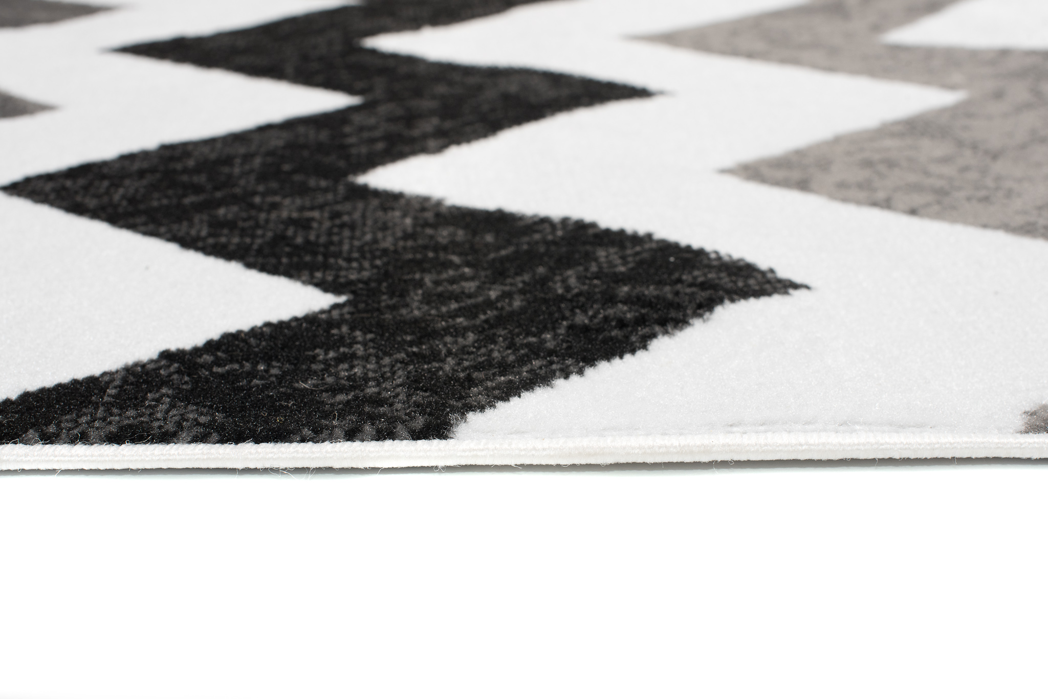 Teppichläufer Maya Grau Schwarz Geometrisch Zigzags Meterware